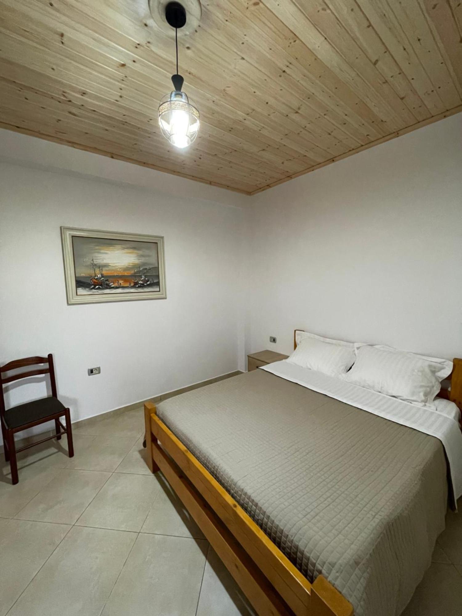 Rent Rooms Sakolli 베라트 외부 사진