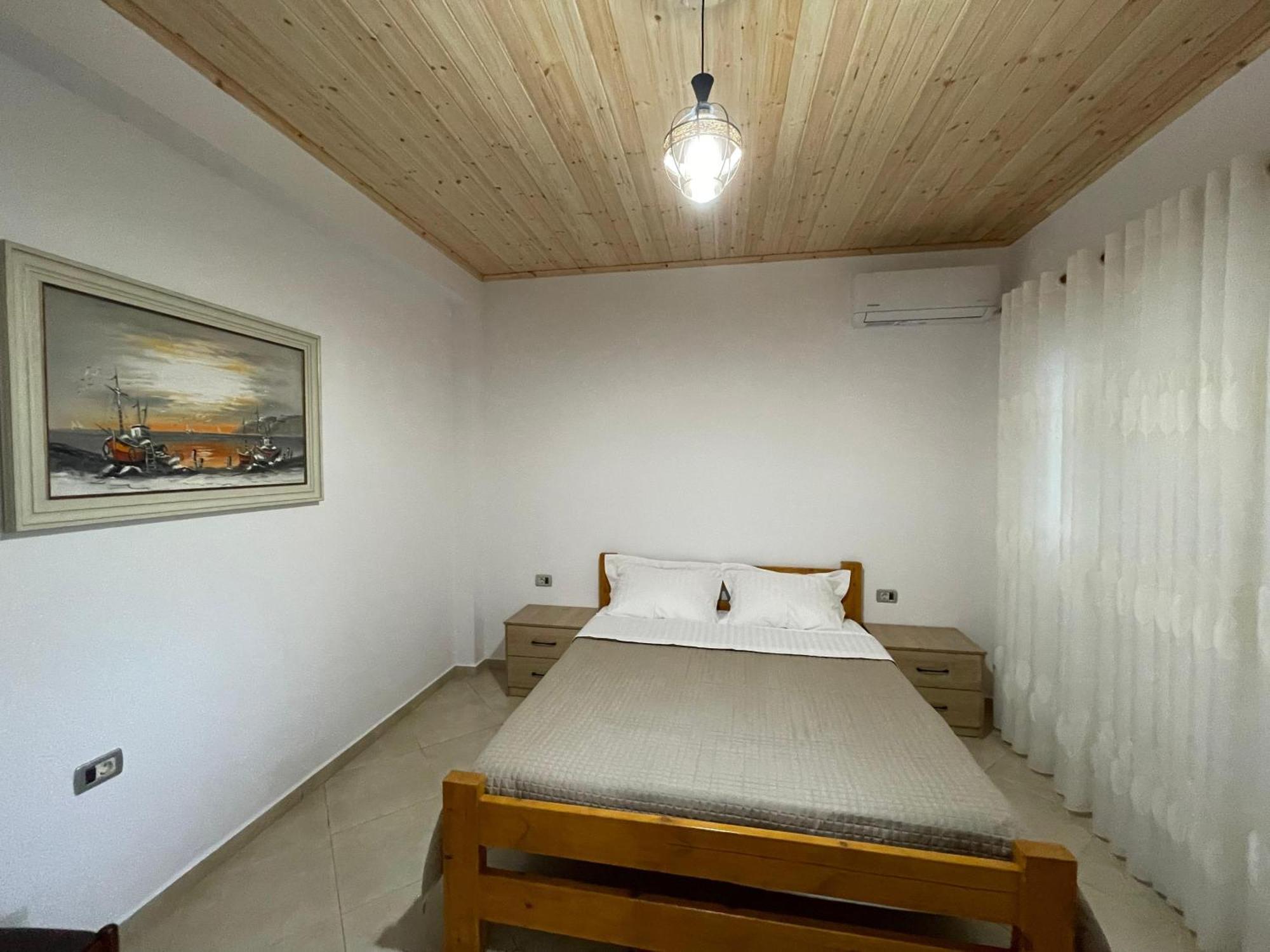 Rent Rooms Sakolli 베라트 외부 사진
