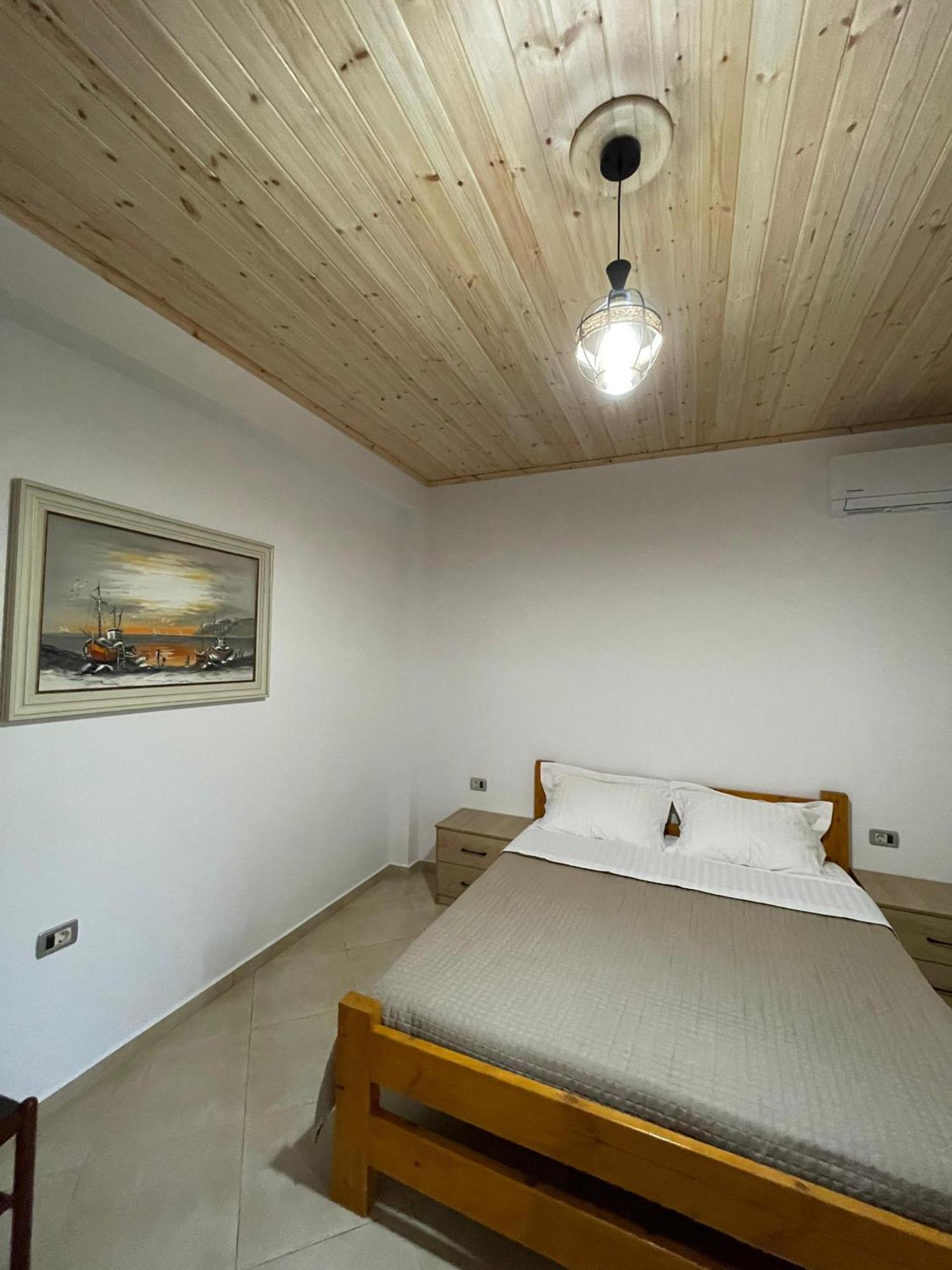 Rent Rooms Sakolli 베라트 외부 사진